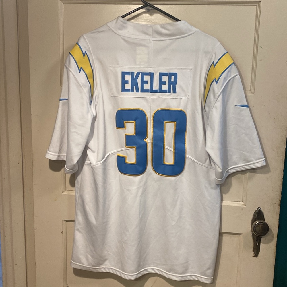 Nike NFL LA Chargers Jersey.  Austin Ekeler #30. Men’s Size M